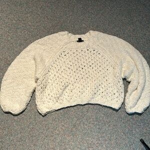 H&M size Medium off white Bulky Knit Sweater-10% wool